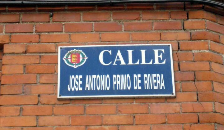 Calle José Antonio Primo de Rivera