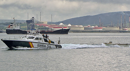 guardia-civil-buque-britanico-gibraltar
