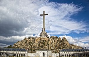 El Valle de los Caídos. La Santa Cruz del Valle de los Caídos