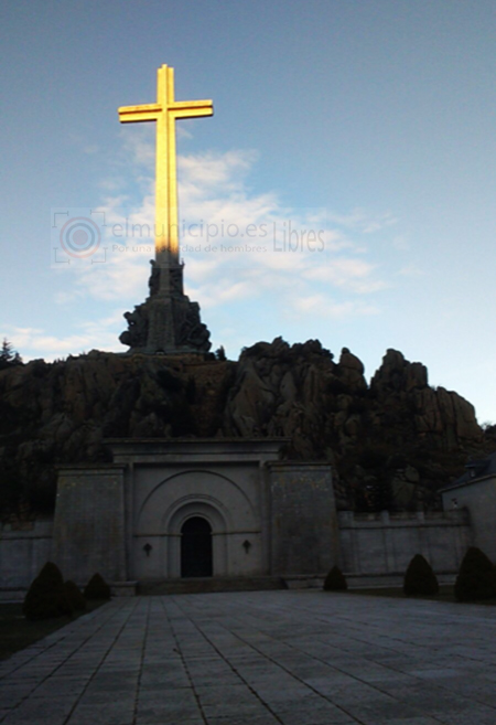 Santa Cruz del Valle de los Caídos el Sábado Santo