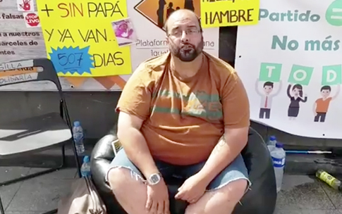 Julio, el hombre en huelga de hambre tras ser una víctima de la Dictadura de Género