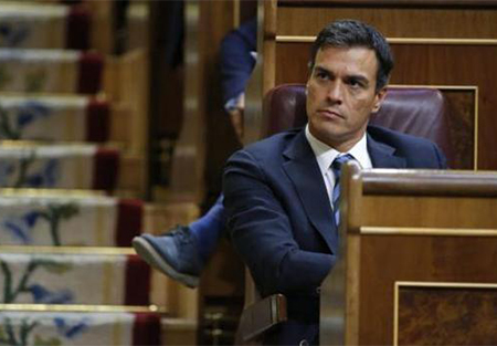 El socialista Pedro Sánchez en una sesión de control al Gobierno