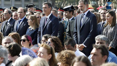 homenaje a las víctimas atentado Barcelona. Pedro Sánchez y los Reyes de España