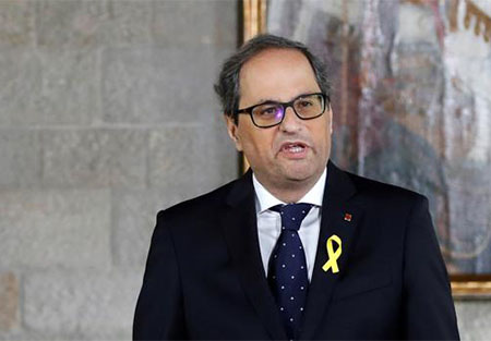 Quim Torra en una rueda de prensa en el Parlament de Catalunya