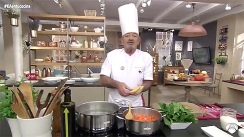 Karlos Arguiñano cuenta la historia de su padre en la División Azul en su programa de cocina