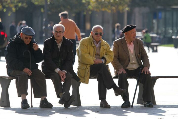 Cuanto cobran los pensionistas en España