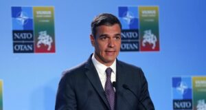 Pedro Sánchez es sancionado por la Junta Electoral Central por sus críticas al PP y a VOX