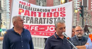 Jesús Heras, Manuel Andrino y Norberto Pico en Blanquerna manifestacion